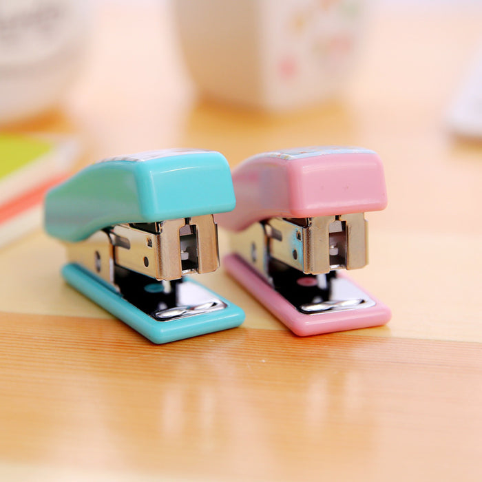 Mini Stapler 24/6 Plastic Stationery Set Kawaii Stapler Paper Office Accessories Mini Binder Stationery Set